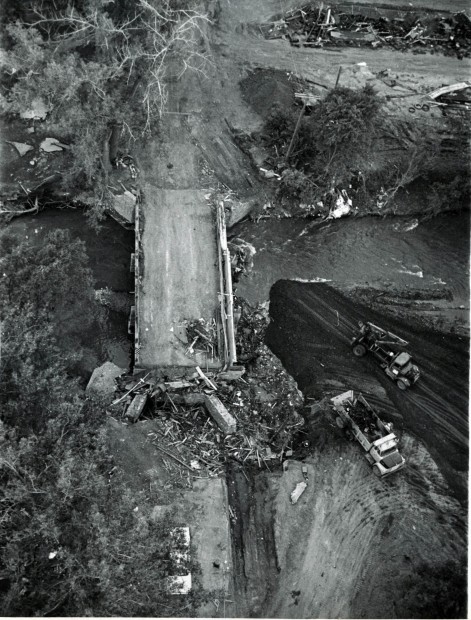 Scene1972flood030.jpg